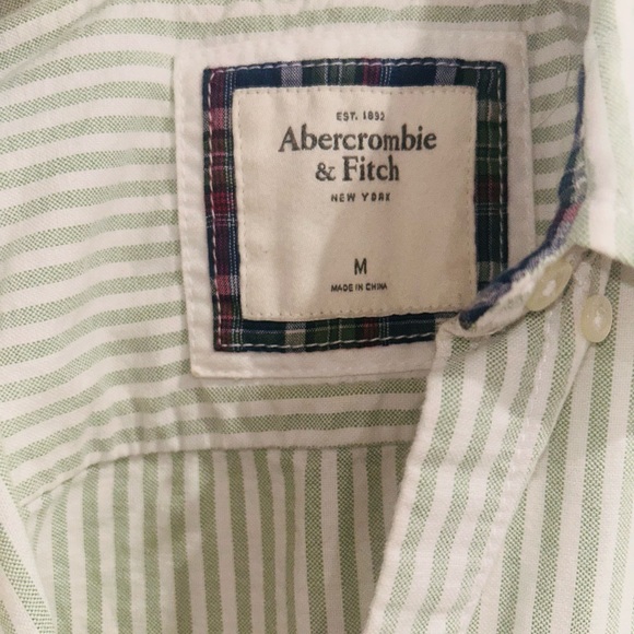 Vintage- Abercrombie and Fitch-seersucker button up - Picture 4 of 6